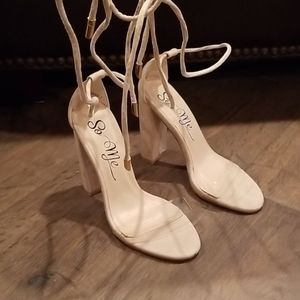 So me tie up heels